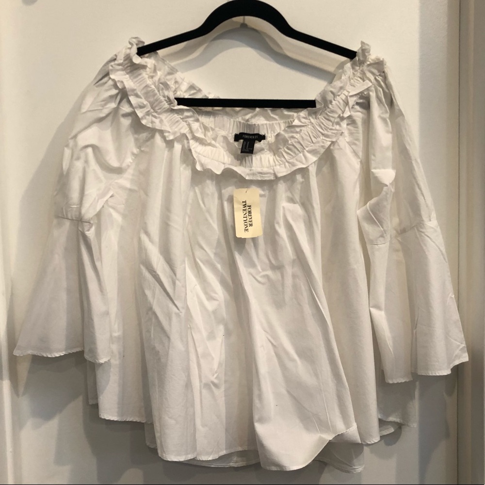 Off the Shoulder White Top (M)